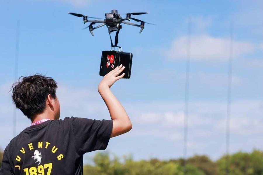 全国青少年智能无人系统应用大赛在沪开幕